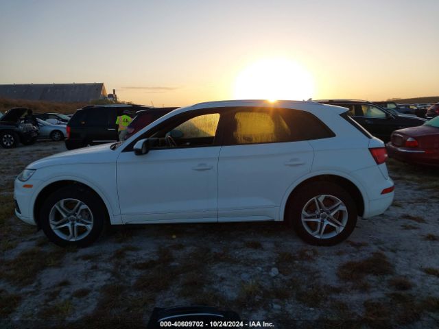 WA1ANAFY6J2218873 Audi Q5 2.0t Premium/2.0t Tech Premium