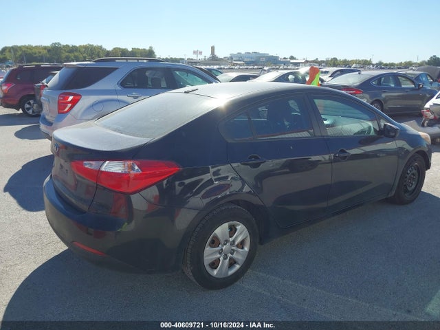 KIA FORTE LX 2015 KNAFK4A69F5260713 Image 4