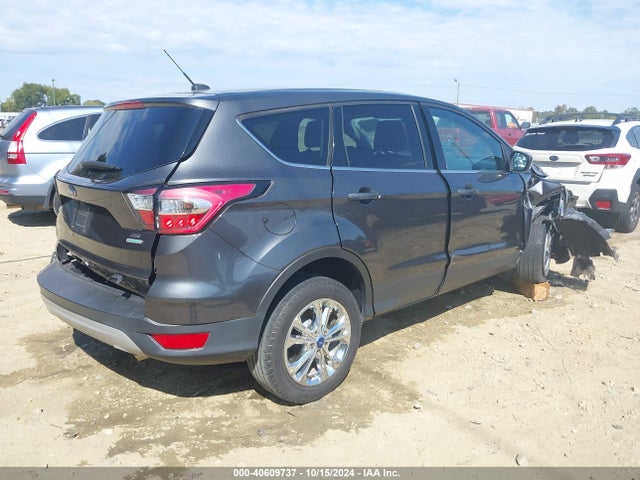 Ford ESCAPE SE 2017 1FMCU0GD5HUE38958 Image 4