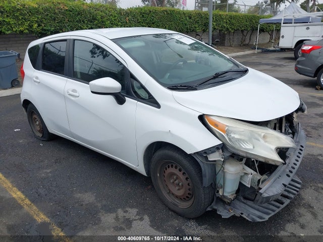 Nissan Versa Note S (sr) 2015 3N1CE2CP1FL415300 Image 1