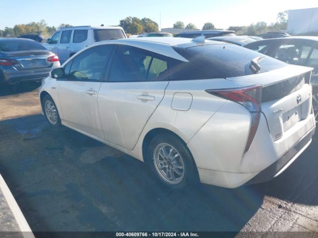 JTDKARFU1H3036987 Toyota Prius Three