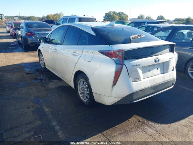 JTDKARFU1H3036987 Toyota Prius Three