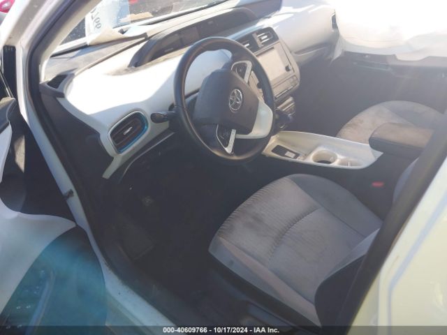 JTDKARFU1H3036987 Toyota Prius Three