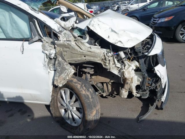 KNDMB5C19F6057848 KIA SEDONA LX