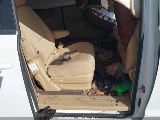 KNDMB5C19F6057848 KIA SEDONA LX