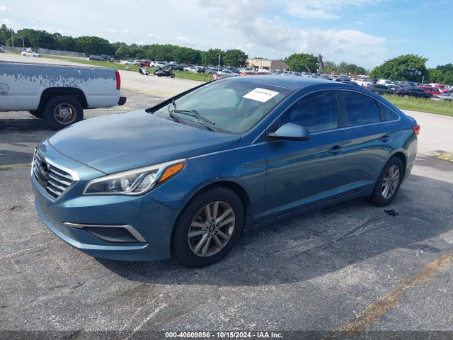 Hyundai SONATA SE 2016 5NPE24AF9GH400615 Image 2