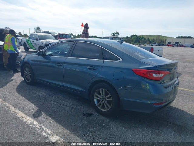 Hyundai SONATA SE 2016 5NPE24AF9GH400615 Image 3