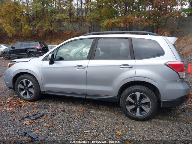 Subaru Forester 2.5i Premium 2017 JF2SJAECXHH406204 Image 15