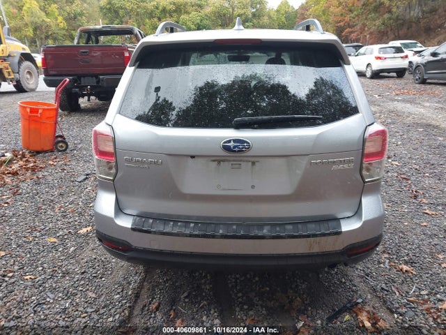 Subaru Forester 2.5i Premium 2017 JF2SJAECXHH406204 Image 17