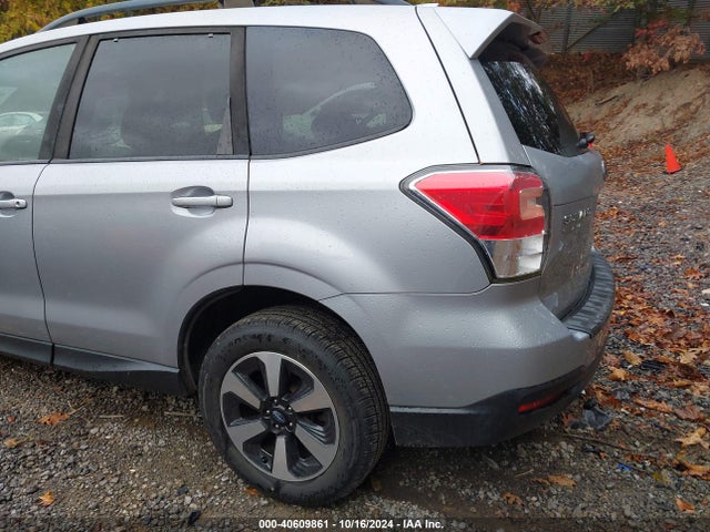 Subaru Forester 2.5i Premium 2017 JF2SJAECXHH406204 Image 20