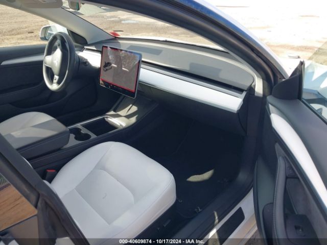 5YJ3E1EA1MF096718 Tesla Model 3 Standard Range Plus Rear-wheel Drive