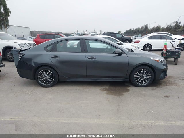 Продаж на аукціоні авто 2022 Kia Forte Gt-line, vin: 3KPF54AD3NE457632, номер лоту: 40609894