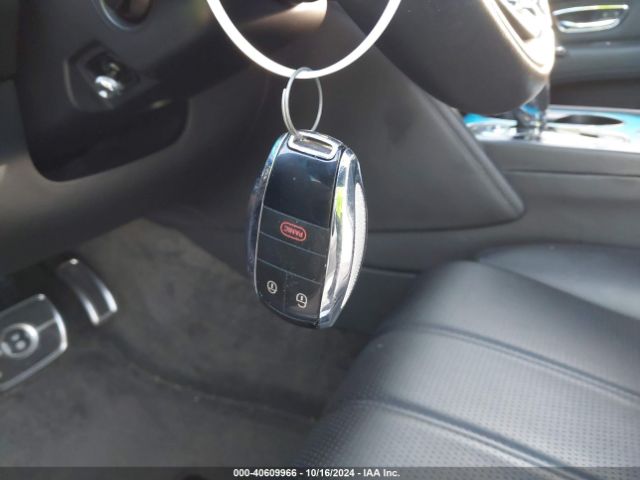 2019 BENTLEY BENTAYGA SJAAM2ZV5KC024025 Photo 10