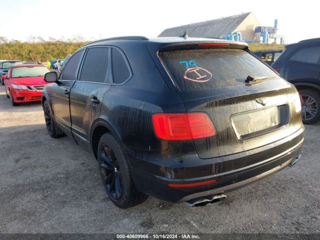 2019 BENTLEY BENTAYGA SJAAM2ZV5KC024025 Photo 2