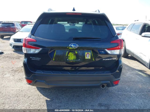 JF2SKAUC2MH521047 Subaru Forester Limited