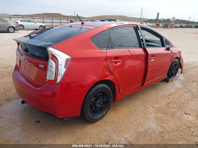 Toyota Prius Two 2014 JTDKN3DUXE1788201 Image 4