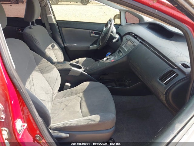 Toyota Prius Two 2014 JTDKN3DUXE1788201 Image 5