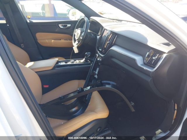 YV4102RK7L1582730 Volvo Xc60 T5 Momentum