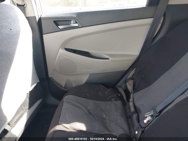 Hyundai TUCSON SE 2017 KM8J33A45HU296485 Image 8