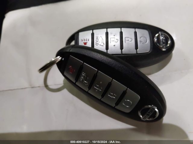 KNMAT2MV3JP501471 Nissan ROGUE SV