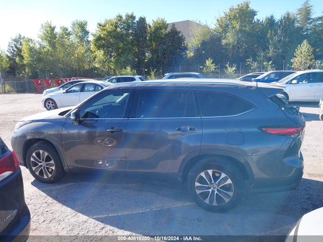 Toyota Highlander Xle 2021 5TDGZRAH9MS520522 Image 14