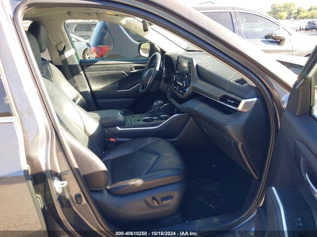 Toyota Highlander Xle 2021 5TDGZRAH9MS520522 Image 5