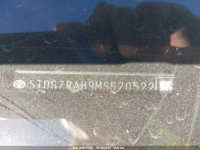 Toyota Highlander Xle 2021 5TDGZRAH9MS520522 Image 9
