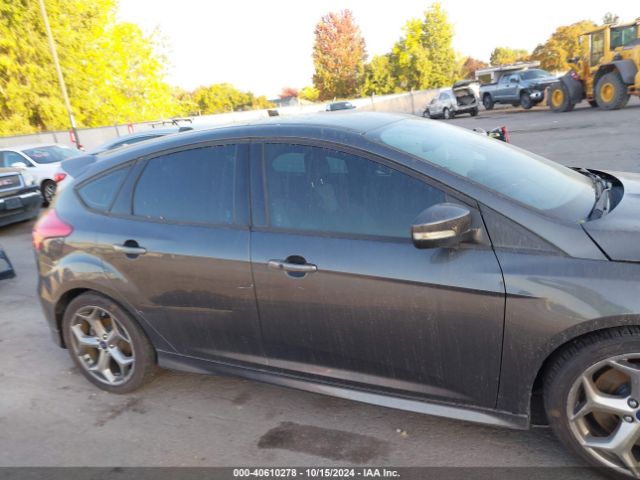 1FADP3L9XGL331515 Ford FOCUS ST