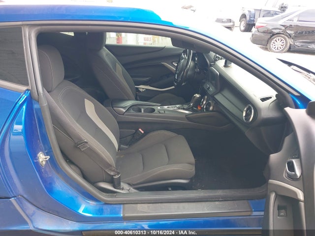 Chevrolet Camaro 1lt 2018 1G1FB1RX1J0111211 Image 5