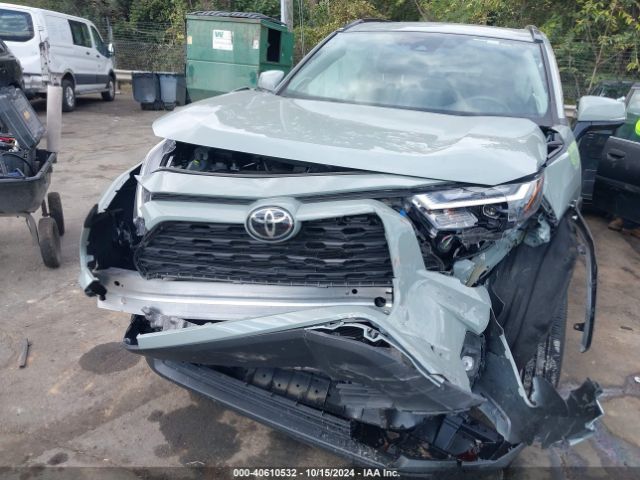2T3C1RFV2PW278549 Toyota Rav4 Xle Premium