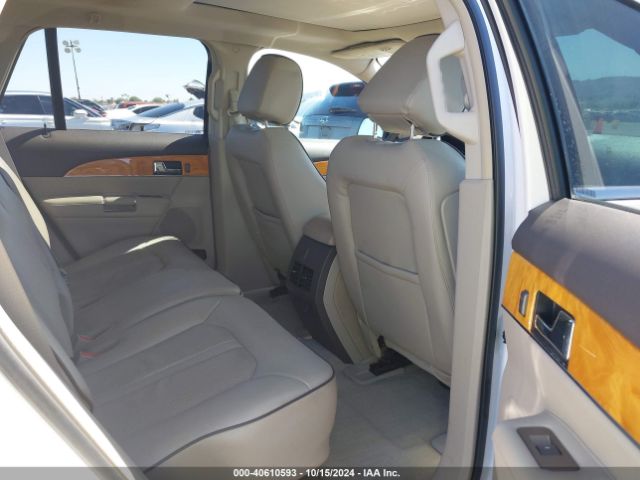 2LMDJ8JK6EBL10849 Lincoln MKX