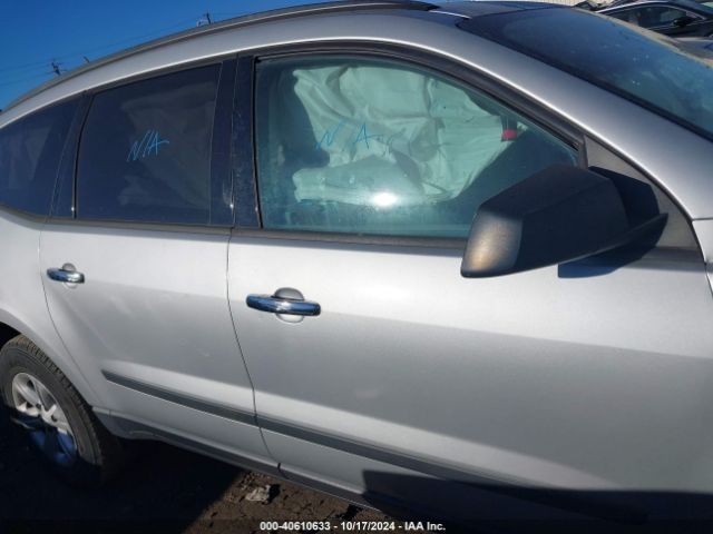 1GNKRFKD4HJ153382 Chevrolet Traverse Ls