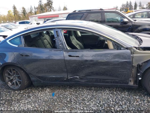 5YJ3E1EB0KF386437 Tesla Model 3 Long Range/performance