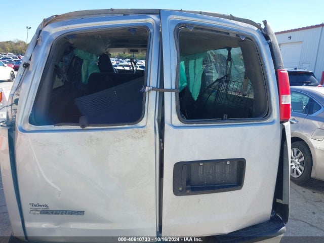 Chevrolet Express 3500 Lt 2017 1GAZGPFG0H1264169 Image 17
