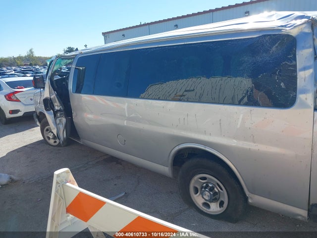 Chevrolet Express 3500 Lt 2017 1GAZGPFG0H1264169 Image 18