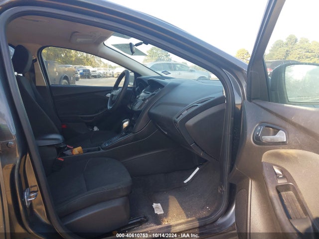 Ford FOCUS SE 2015 1FADP3K24FL282458 Image 5