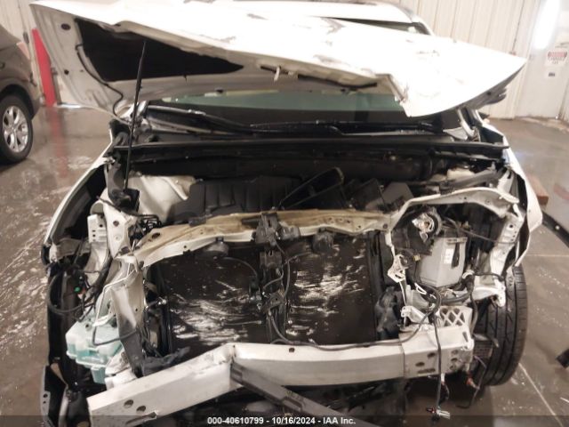 5TDKKRFH3FS041975 Toyota Highlander Xle V6
