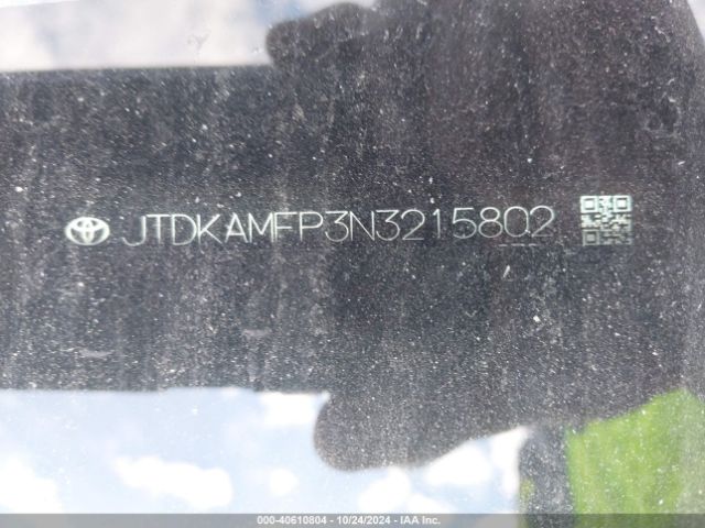 JTDKAMFP3N3215802 Toyota Prius Prime Le