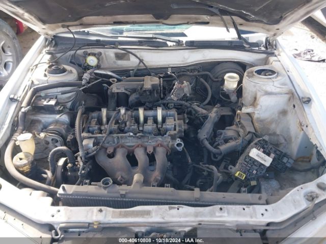 2001 MITSUBISHI GALANT 4A3AA46G71E157555 Photo 9