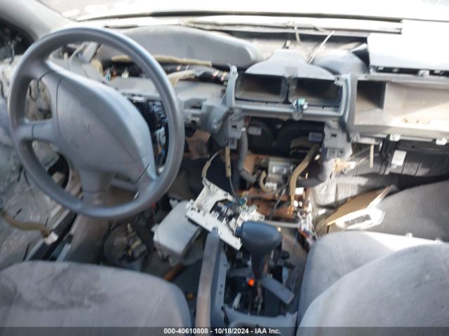 2001 MITSUBISHI GALANT 4A3AA46G71E157555 Photo 4