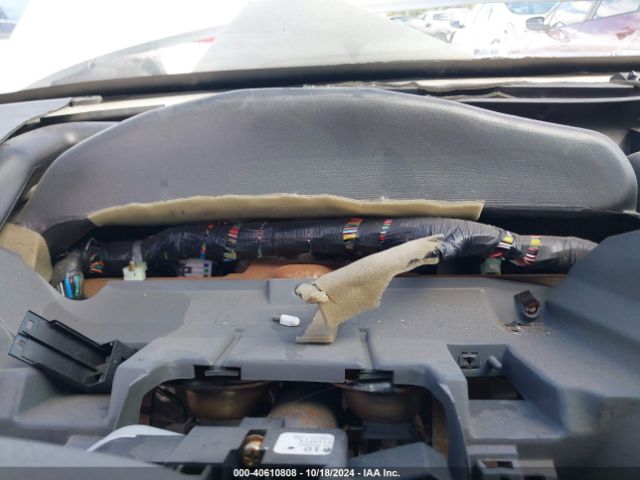 2001 MITSUBISHI GALANT 4A3AA46G71E157555 Photo 6