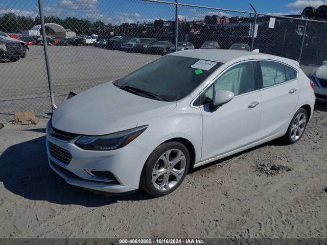 Chevrolet Cruze Premier Auto 2018 3G1BF6SM7JS611740 Image 2