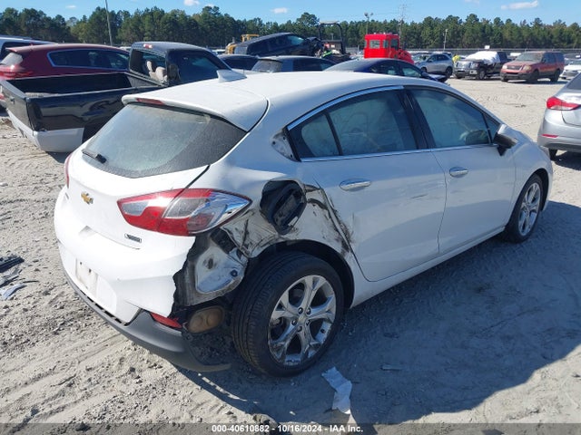 Chevrolet Cruze Premier Auto 2018 3G1BF6SM7JS611740 Image 4