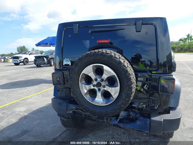 1C4BJWEG8GL173224 Jeep Wrangler Unlimited Sahara