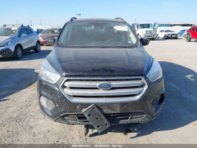 1FMCU9GD3JUC11620 Ford ESCAPE SE