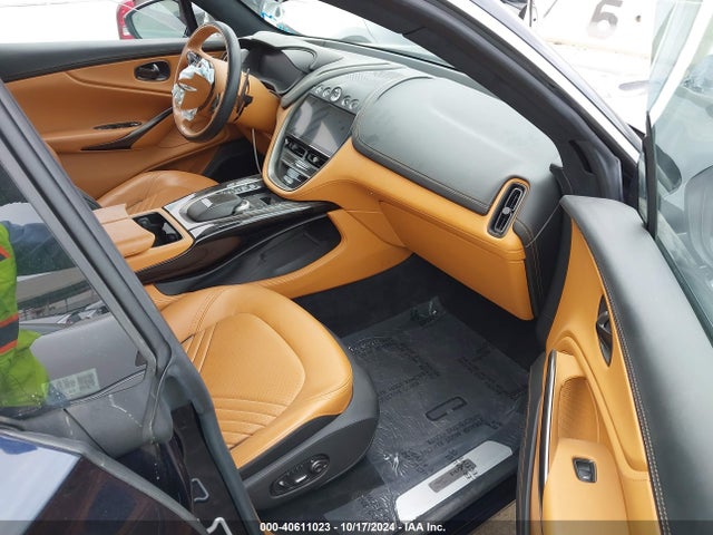 SCFVUJAW0MTV02905 Aston Martin DBX