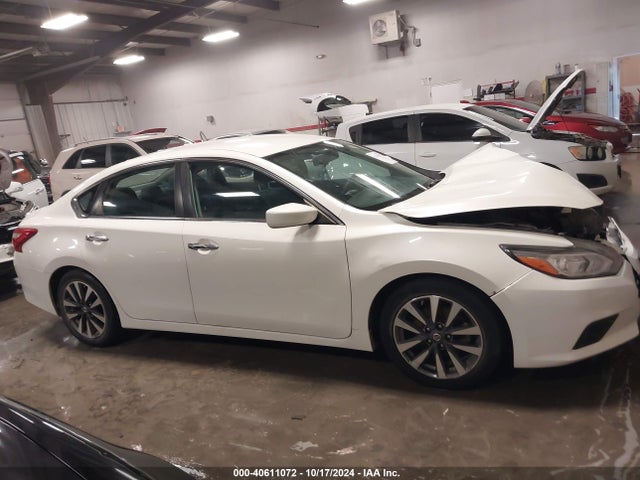 Nissan Altima 2.5 Sv 2017 1N4AL3AP8HC122355 Image 13