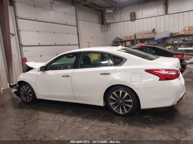 Nissan Altima 2.5 Sv 2017 1N4AL3AP8HC122355 Image 14