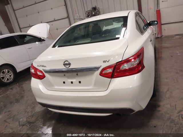 Nissan Altima 2.5 Sv 2017 1N4AL3AP8HC122355 Image 16