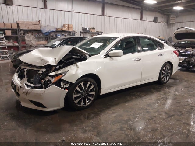 Nissan Altima 2.5 Sv 2017 1N4AL3AP8HC122355 Image 2